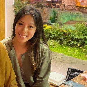 Meet your Posher, Andrea